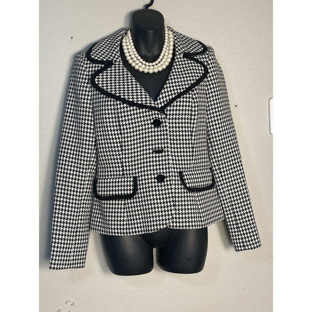 Le Suit Blazer Houndstooth 3 Button Accent  Size 8 Vietnam  54050 Polyester